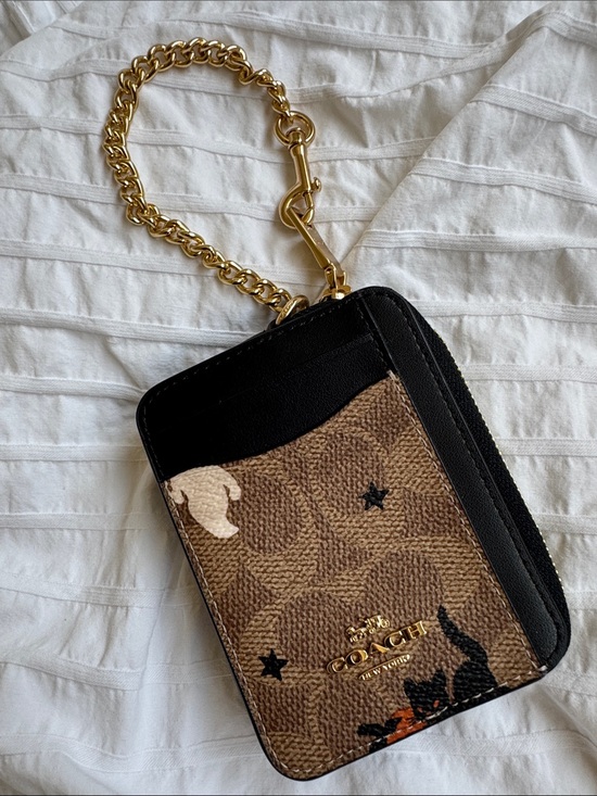 Coach Handbags - RARE Coach Brown Signature Canvas Card Case with Black Trim & Gold Chain